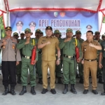 Bupati Sampang Kukuhkan Satlinmas Kecamatan Tambelangan